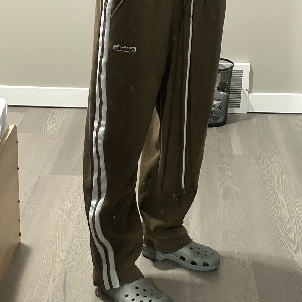 Vintage wide leg brown sweatpants - Picture 5 of 5